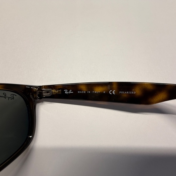 RAY-BAN UNISEX - style: 'NEW WAYFARER CLASSIC SUNGLASSES' - Picture 4 of 4